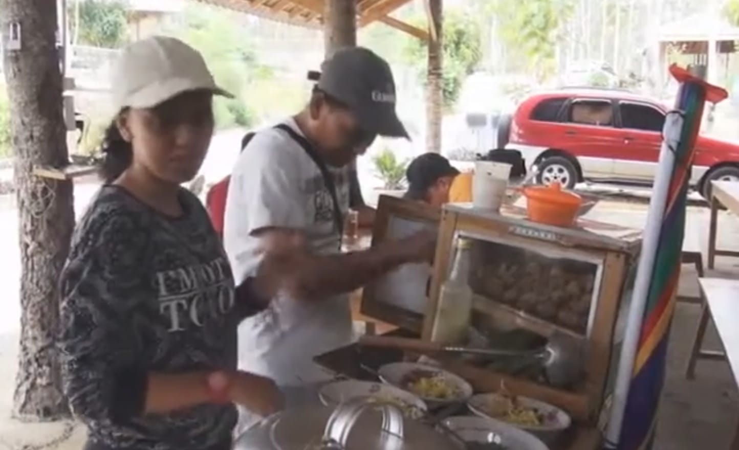 Galeri “Menjelajah Gua Tanding Yogyakarta: Sensasi Cave Rafting Eksklusif di Perut Gunung Sewu”