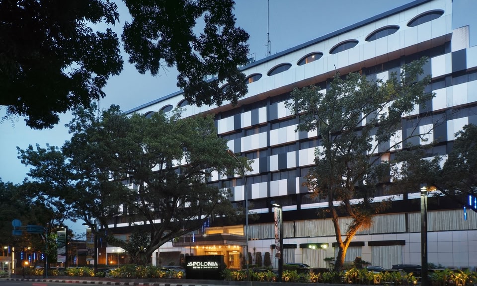 Le Polonia Hotel & Convention Medan