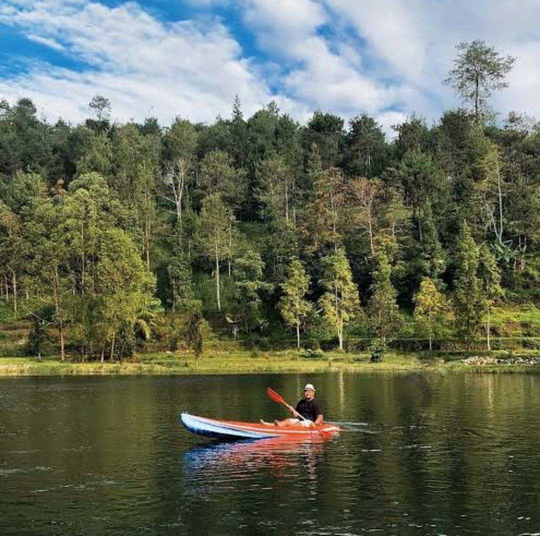Galeri Berjo, Surga Wisata Alam & Budaya di Lereng Lawu: Telaga, Air Terjun, Candi, & UMKM dalam Satu Desa