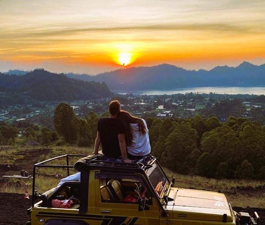 Galeri Jeep Sunrise Gunung Batur – Menyapa Fajar Tanpa Mendaki