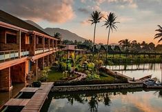 Galeri Rancabango Hotel & Resort Garut: Surganya Backpacker, Keluarga, dan Pasangan di Tengah Sejuknya Alam