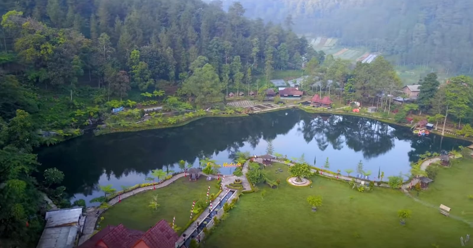 Berjo, Surga Wisata Alam & Budaya di Lereng Lawu: Telaga, Air Terjun, Candi, & UMKM dalam Satu Desa