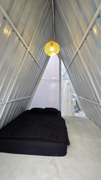 Galeri Crazy Steak Resort Glamping Villa berada di Junrejo.