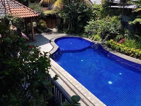 Galeri Jos & Hanny Villa Batu Malang