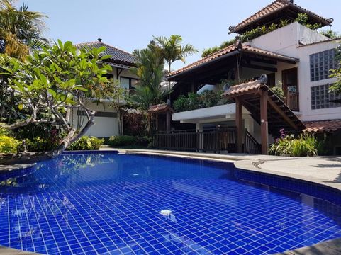 Galeri Jos & Hanny Homestay - Batu Malang