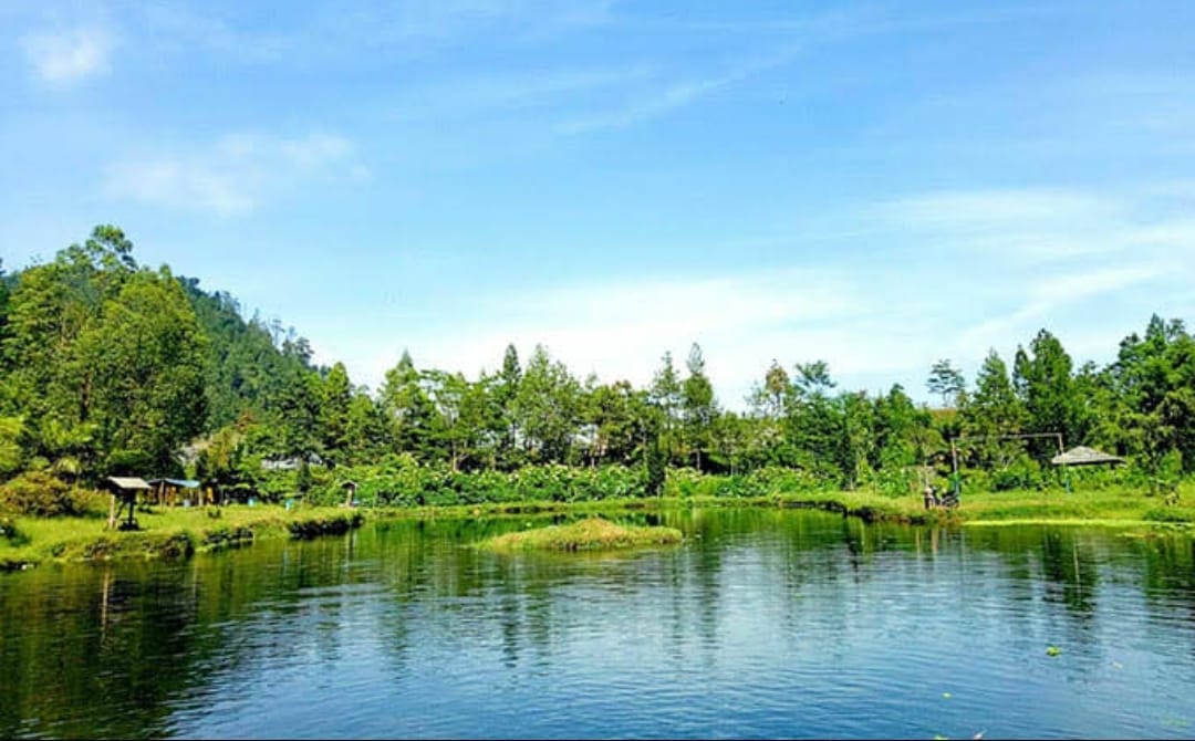 Galeri Camping Ceria Telaga Madirda